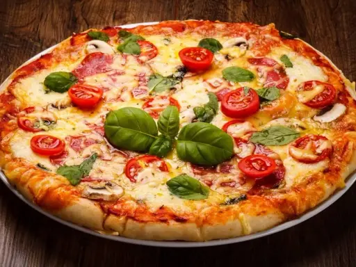 Najlepsze dodatki do pizzy z salami, które zaskoczą Twoje kubki smakowe