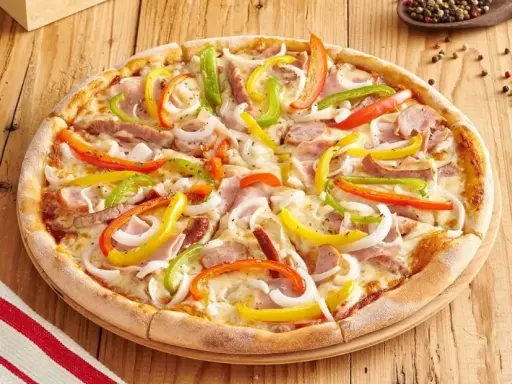 Ile kosztuje pizza? Ceny w popularnych restauracjach i promocje