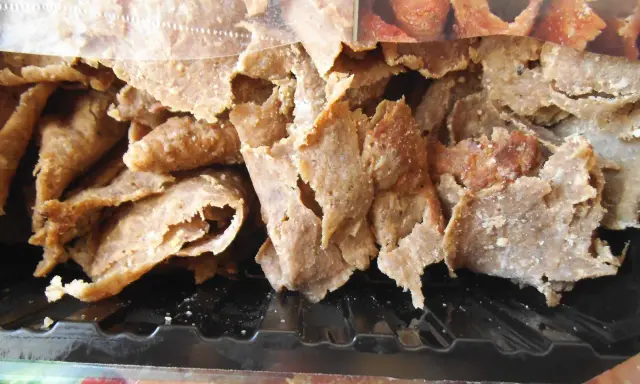 Kebab wołowo drobiowy Biedronka: skład, wartości odżywcze i cena