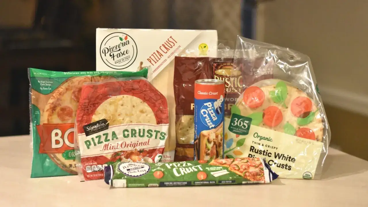 Gotowe ciasto na pizzę w różnych opakowaniach: mini, klasyczne, cienkie i chrupiące. Idealne do szybkiego przygotowania domowej pizzy.
